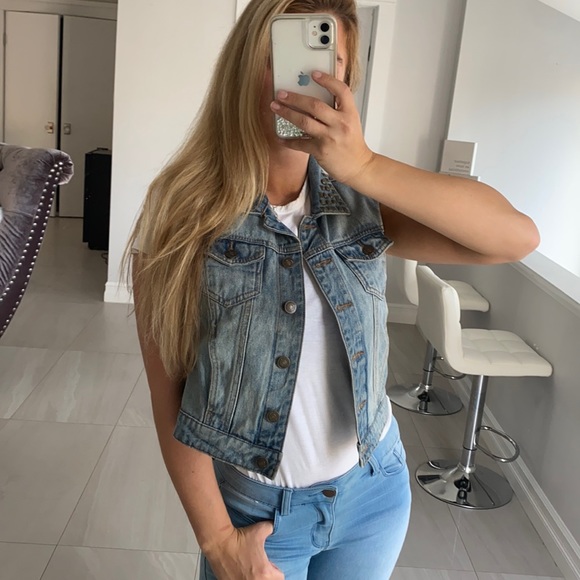 Forever21 Denim Stud Vest - Picture 2 of 8